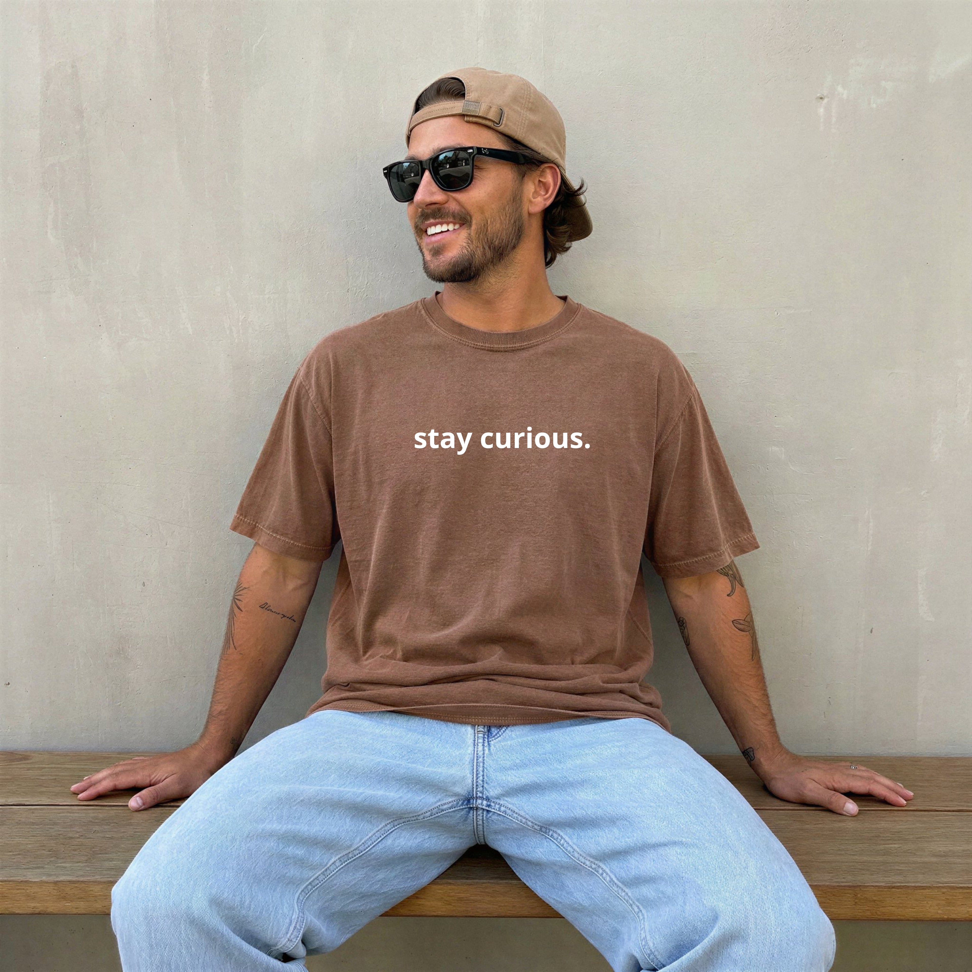 stay curious. Tee